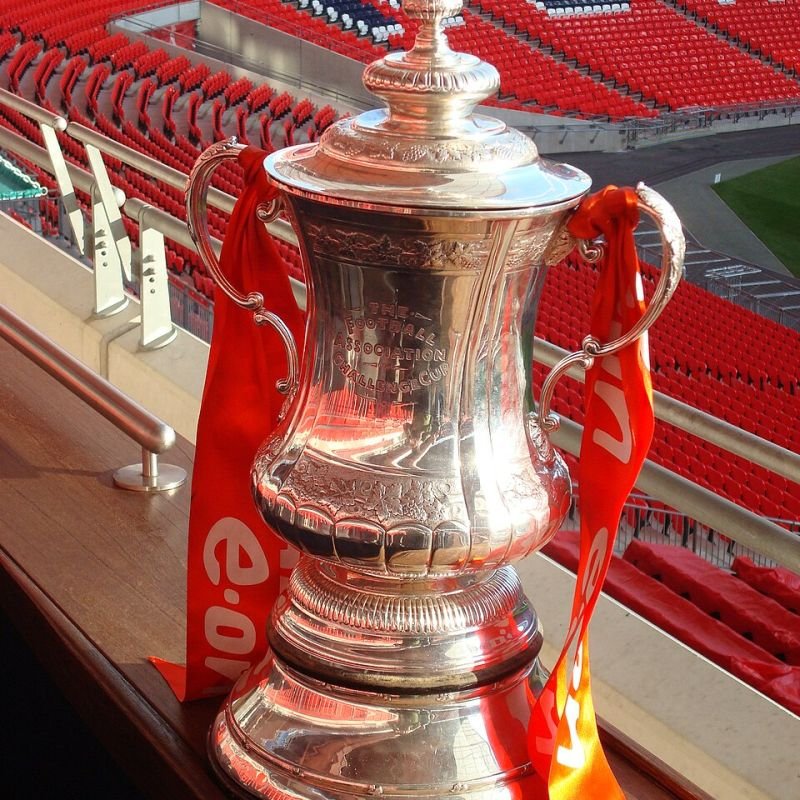 Gold Metal Trophy Cup