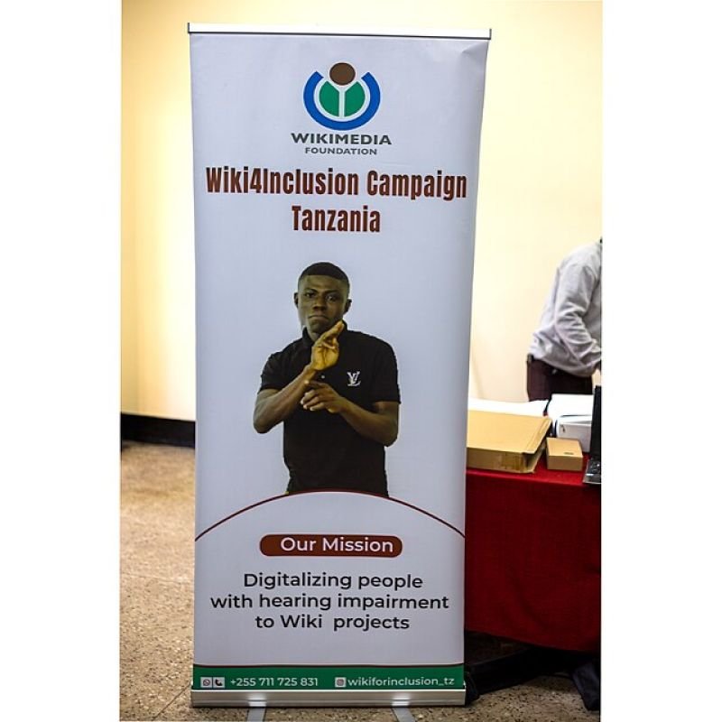 Roll-Up Standee Banner